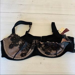 Cacique Lace Quarter Cup Bra  New with Tags - 42DD